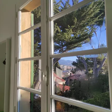 Maison Avec Jardin Et Vue Sur A - Proche Sanary-sur-Mer